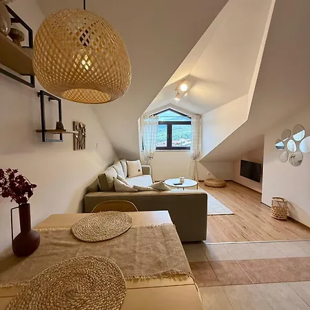 아파트 Carlson's 1br 200m Gondola Home2host *