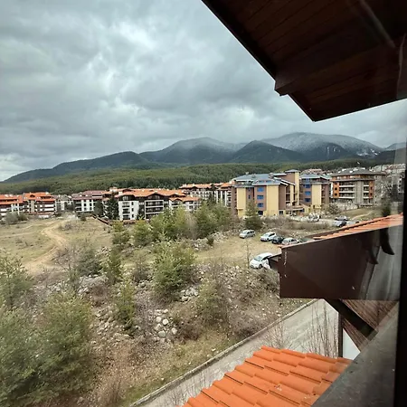 Apartmán Carlson's 1br 200m Gondola Home2host